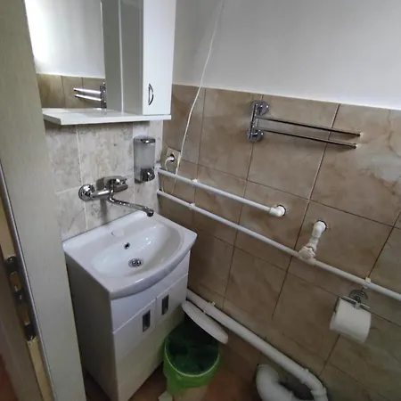 & -mdl Lazic Apartment *