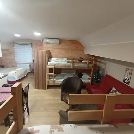 & -mdl Lazic Apartment Belgrade