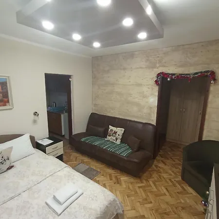 & -mdl Lazic Apartament *