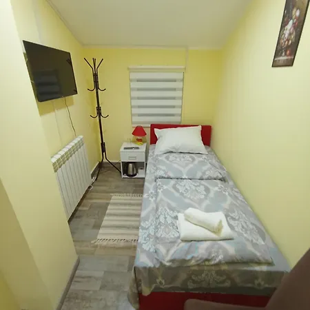 & -mdl Lazic Belgrad